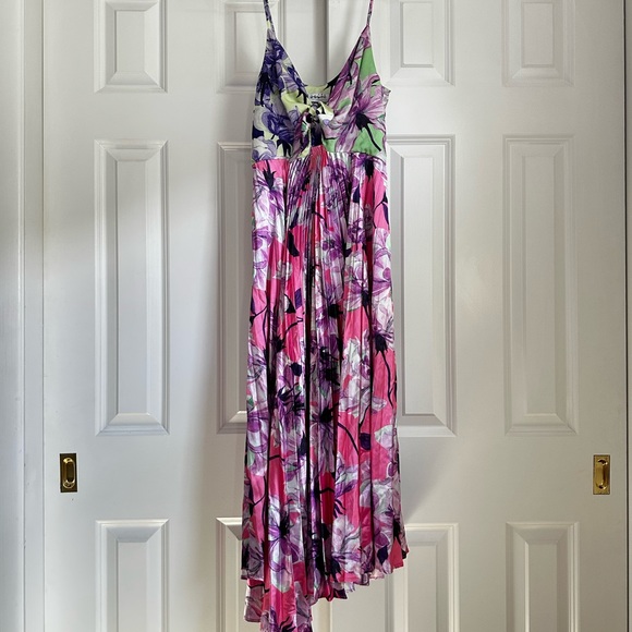 Delfi Collective Quinn Midi Dress size Small - Picture 3 of 9